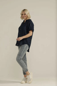 Goondiwindi - Cuffed Short Sleeve Linen Shirt - Navy