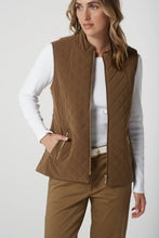 Load image into Gallery viewer, Goondiwindi - Longline Quilted Vest
