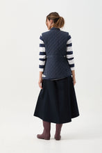 Load image into Gallery viewer, Goondiwindi - Longline Quilted Vest
