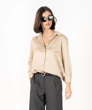 Load image into Gallery viewer, Humidity - The Classic Shirt

