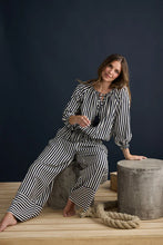 Load image into Gallery viewer, Holiday Trading &amp; Co - Marla Pant - Navy White Stripe
