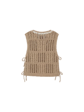 Load image into Gallery viewer, Hyannyeo - Traverti Play Patch Vest
