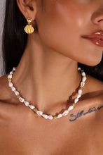 Load image into Gallery viewer, Indigo &amp; Wolfe - Shelley 2.0 Necklace
