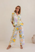 Load image into Gallery viewer, Kaleido - Linen Safari Shirt - Amalfi Dreams
