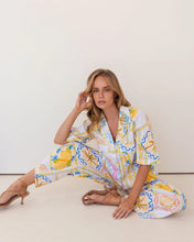 Load image into Gallery viewer, Kaleido - Linen Safari Shirt - Amalfi Dreams
