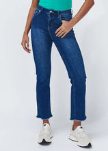 Load image into Gallery viewer, Kireina - Vacay Jean | Raw Hem
