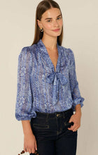 Load image into Gallery viewer, Sacha Drake - Mountain Blue Bird Blouse - Periwinkle Flower
