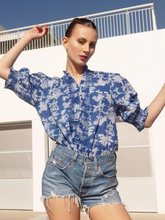 Load image into Gallery viewer, Lola - Ocean Shirt - Palm Fern/Blue
