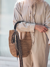 Load image into Gallery viewer, Made in Mada - Faly Small Bag - Light Brown
