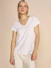 Load image into Gallery viewer, Mos Mosh - Tulli V-SS Tee - White
