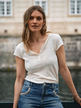Load image into Gallery viewer, Mos Mosh - Troy Tee SS
