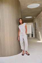 Load image into Gallery viewer, Naturals - GA711 Linen Pants - Sand
