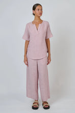 Load image into Gallery viewer, Naturals - GA718 Linen Top - Radish
