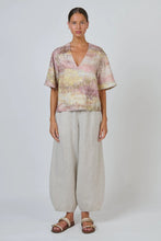 Load image into Gallery viewer, Naturals - GA683 Linen Top - Jardin

