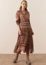 Load image into Gallery viewer, POL - Boulevard Silk Shirt - Boulevard Print
