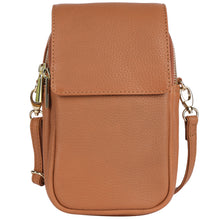 Load image into Gallery viewer, Rugged Hide - Fairfield Bag - Tan
