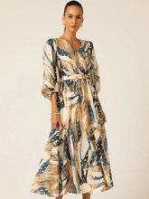 Load image into Gallery viewer, La Mer Midi Dress
