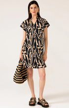 Load image into Gallery viewer, Sacha Drake - Beach Steps Shift Dress
