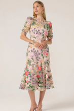 Load image into Gallery viewer, Sacha Drake - Cardelina Dress - Lavender Pink Floral
