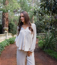 Load image into Gallery viewer, Scandi &amp; Co - Donna Blouse
