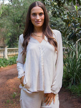 Load image into Gallery viewer, Scandi &amp; Co - Donna Blouse - Beige

