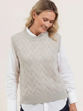 Load image into Gallery viewer, See Saw - Cashfeel Knit Vest - Wheat
