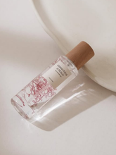 Load image into Gallery viewer, Soliflora - Osmanthus &amp; Peach Eau de Parfum
