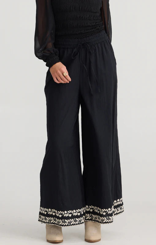 Talisman - Aspire Pant - Black w/ Off White