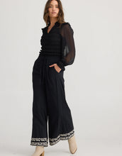 Load image into Gallery viewer, Talisman - Aspire Pant - Black w/ Off White
