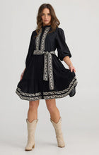Load image into Gallery viewer, Talisman - Cala Dress - Black w/ Off White
