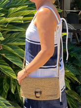 Load image into Gallery viewer, Tanora - Ariva Clutch
