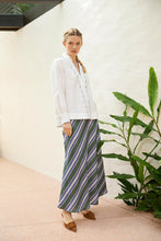 Load image into Gallery viewer, The Dreamer Label - Skye Linen Blouse - White
