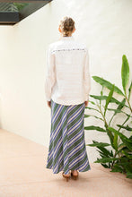 Load image into Gallery viewer, The Dreamer Label - Skye Linen Blouse - White
