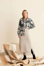 Load image into Gallery viewer, The Shanty - Cadiz Shirt - Ebony
