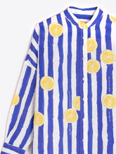 Load image into Gallery viewer, Vilagallo - Mao Lemonade Shirt
