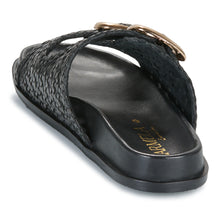 Load image into Gallery viewer, Carmela - 163058 Sandal
