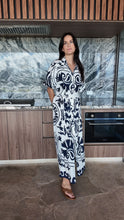Load image into Gallery viewer, Luoni - Sumba Mia Shirt Dress
