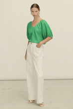 Load and play video in Gallery viewer, Zoe Kratzmann - Trace Top
