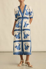 Load image into Gallery viewer, Zoe Kratzmann - Portrait Dress
