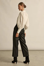 Load image into Gallery viewer, Zoe Kratzmann - Cream Vista Top
