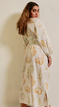 Load image into Gallery viewer, Hattie | Blouson Sleeve Dress | Shell
