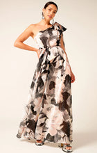 Load image into Gallery viewer, Sacha Drake | Tudor Rose Maxi Dress | Dusty Rose
