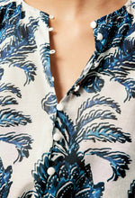 Load image into Gallery viewer, Once Was | D&#39;Azur Cotton/Silk Blouse | Cote D&#39;Azur Pine
