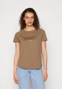 Mos Mosh | Leni Tee