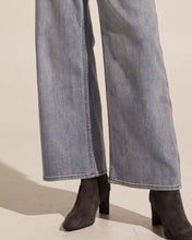 Load image into Gallery viewer, Zoe Kratzmann - Beacon Jean - Washed Denim
